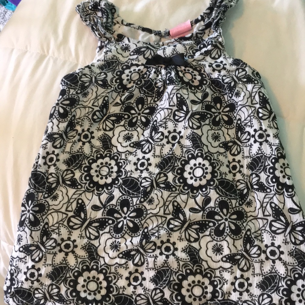 Black and white girl shirt